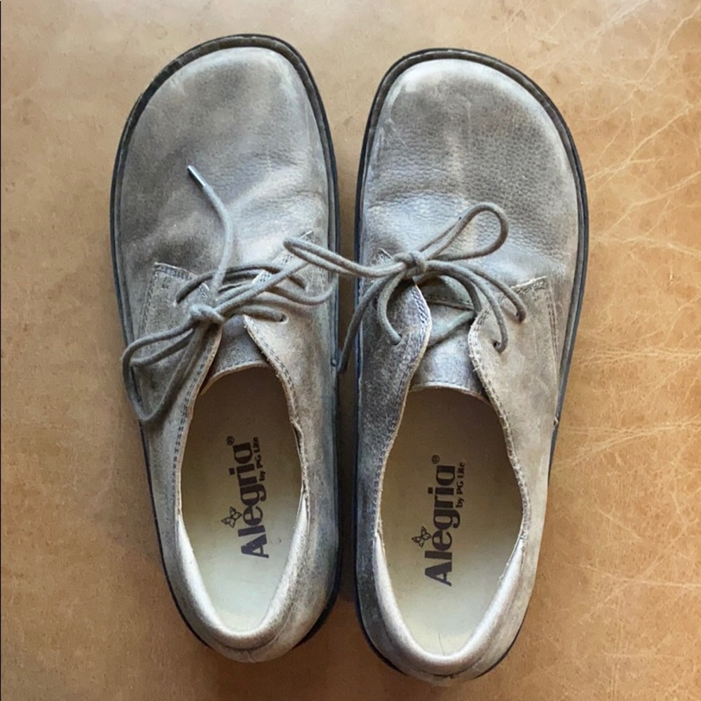 NWOT Alegria Mule Stone Gray/Brown 39